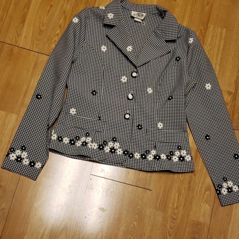 Vintage B/W gingham blazer with floral accents